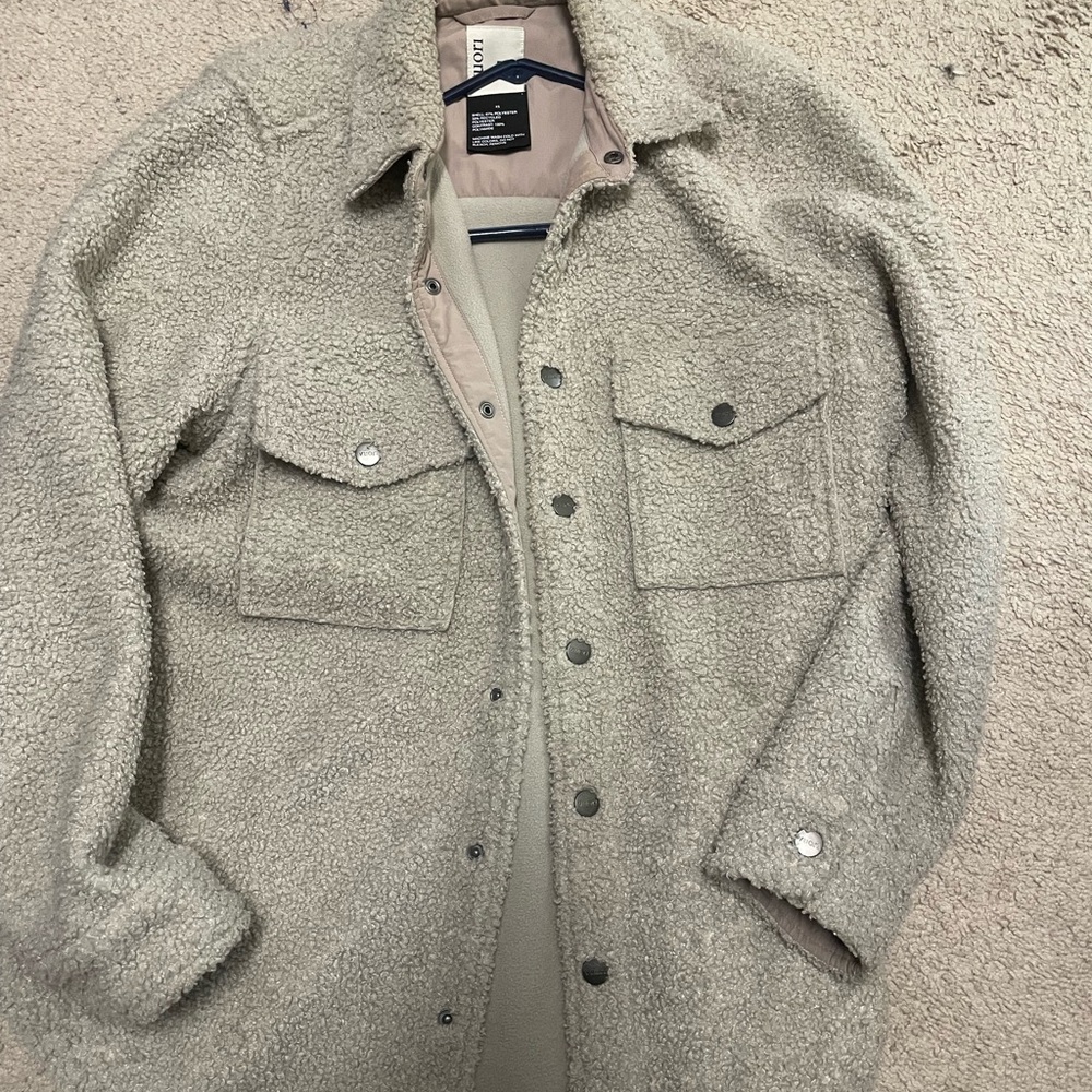 Vuori Beige Sherpa Utility Jacket